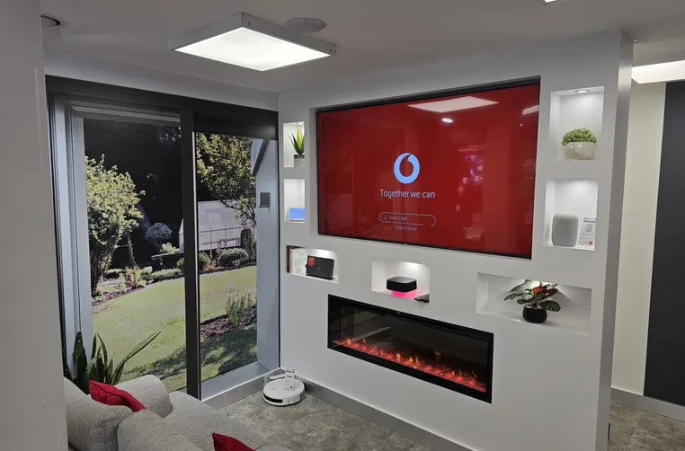 Vodafone Grafton Street store image 1 of 3