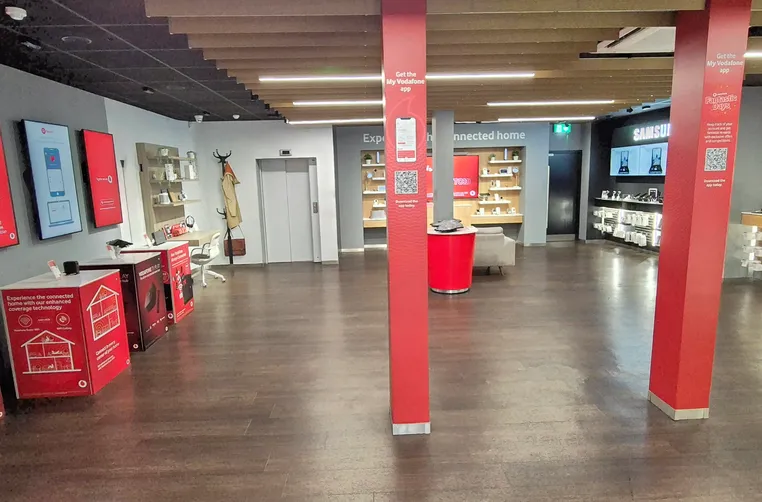 Vodafone Experience Store Henry Street shop image 1 of 3
