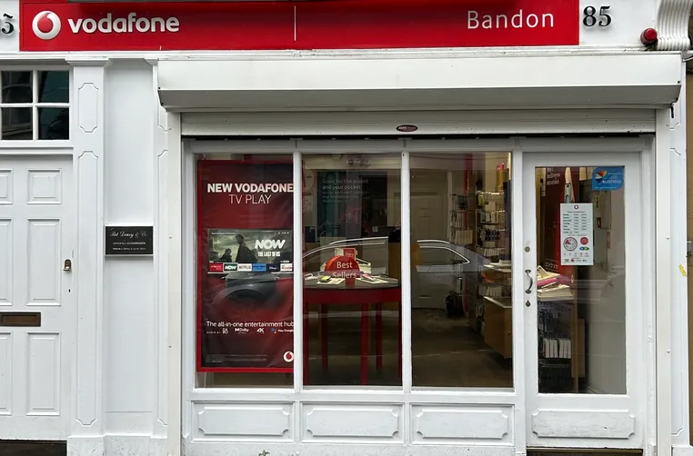 Vodafone Bandon Shopfront