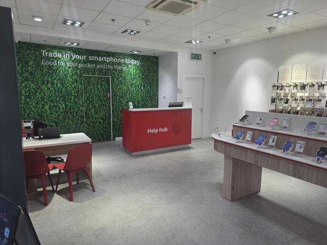 Vodafone Blackpool store image 1 of 3