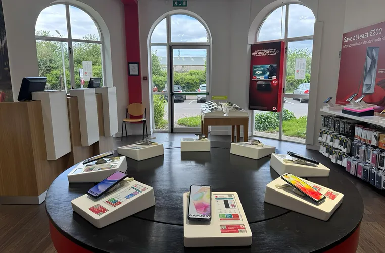 Vodafone Carrigaline shop image 1 of 3